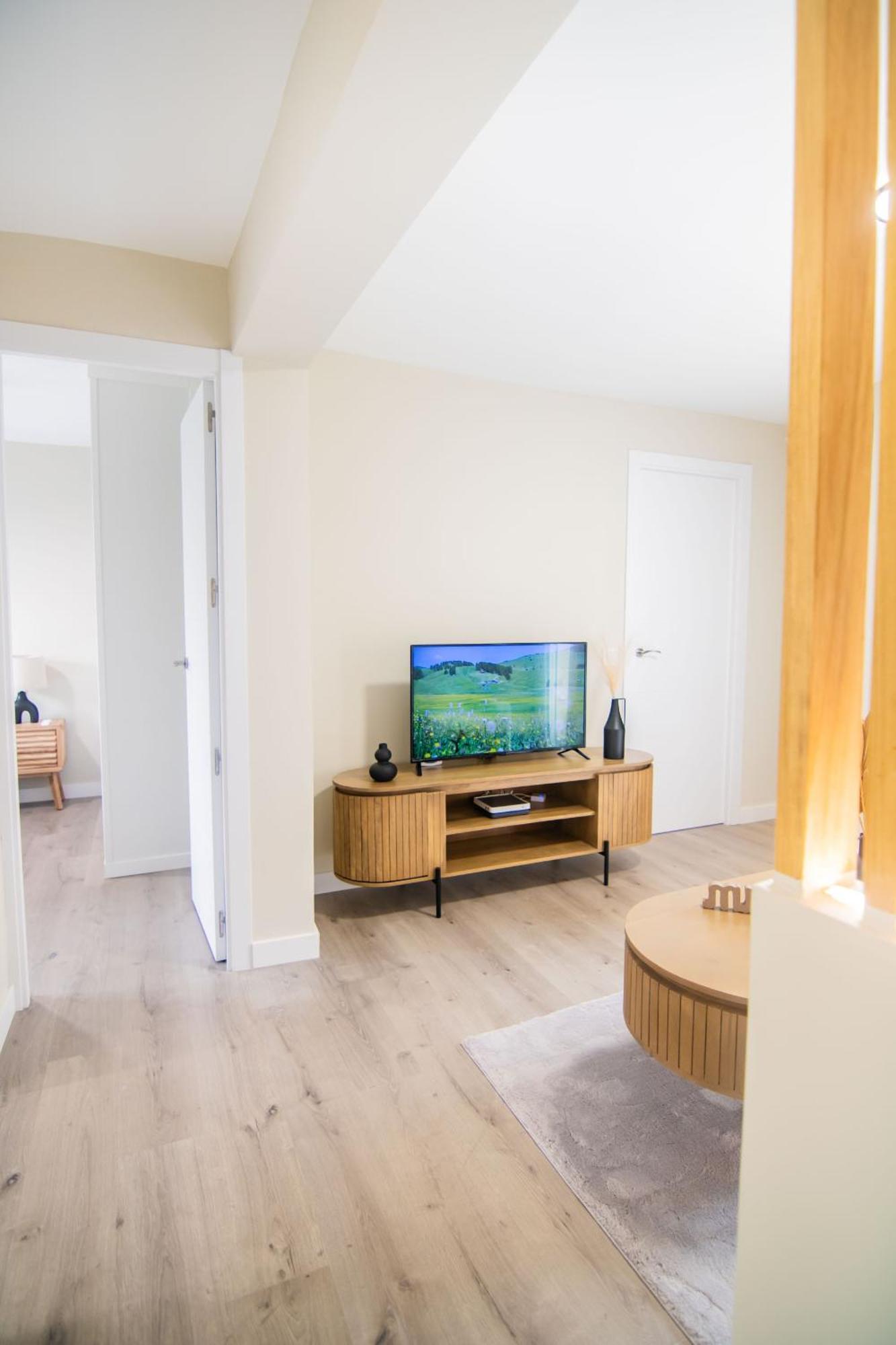 6 Personas En Hortaleza Alquiler Temporal Apartment Madrid
